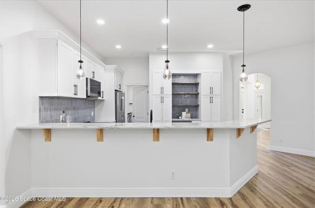 2160 Windbrook Drive SE, Palm Bay, FL 32909