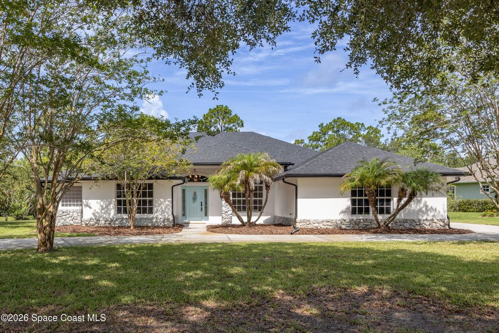 2160 Windbrook Drive SE, Palm Bay, FL 32909