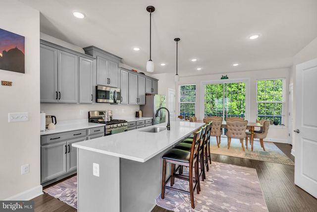 6137 CAMERONS FERRY DR, Haymarket, VA 20169
