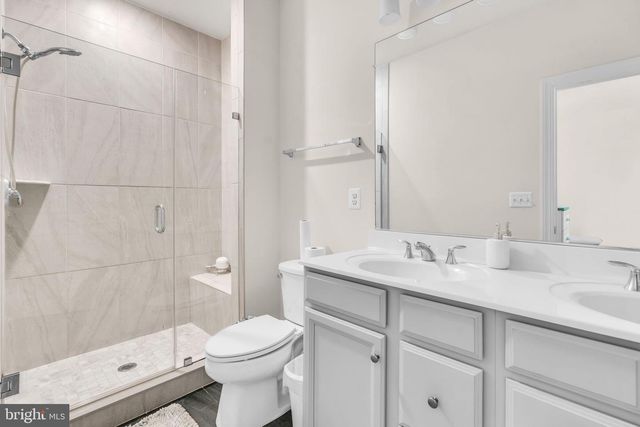6137 CAMERONS FERRY DR, Haymarket, VA 20169