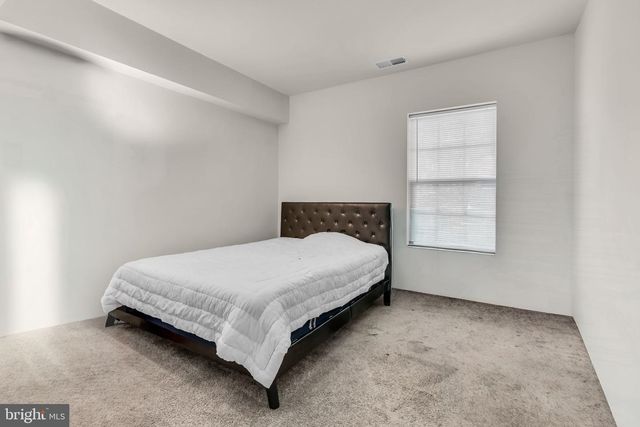 6137 CAMERONS FERRY DR, Haymarket, VA 20169