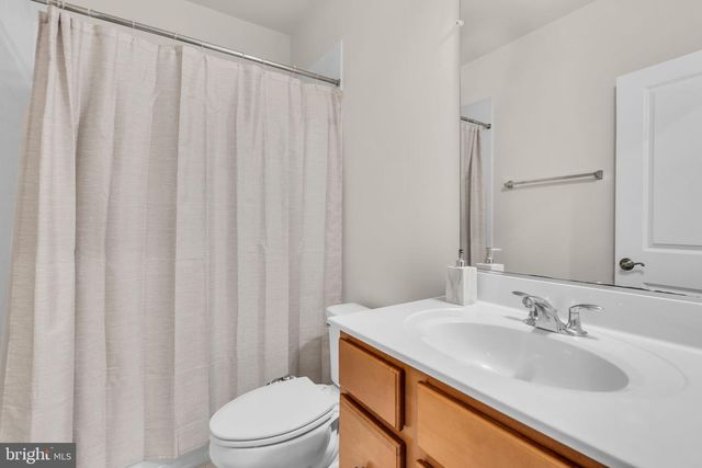 6137 CAMERONS FERRY DR, Haymarket, VA 20169