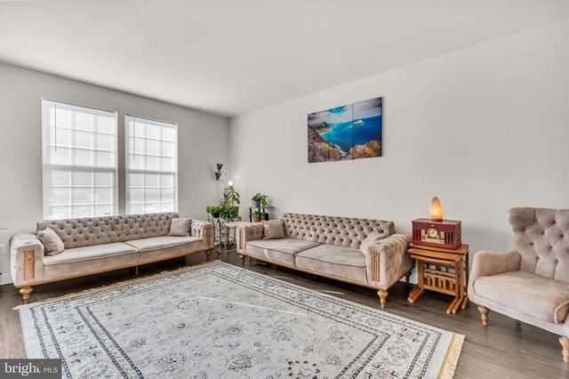 6137 CAMERONS FERRY DR, Haymarket, VA 20169
