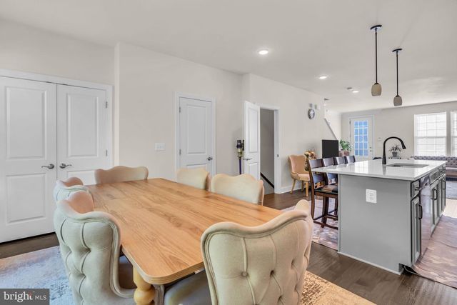 6137 CAMERONS FERRY DR, Haymarket, VA 20169
