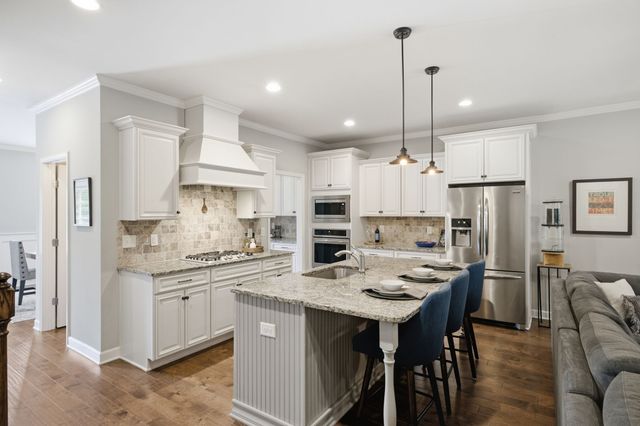 2250 Chaucer Park Ln, Thompsons Station, TN 37179