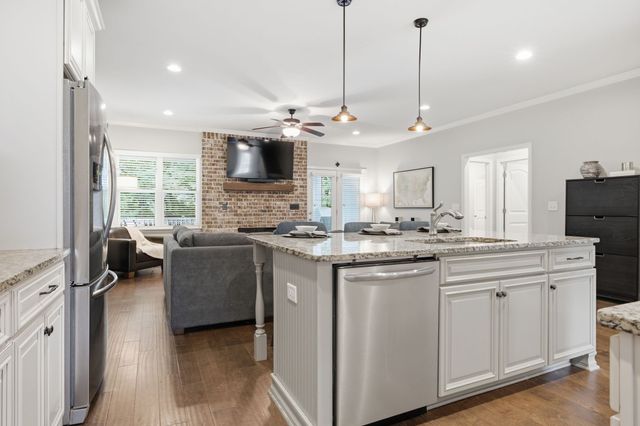 2250 Chaucer Park Ln, Thompsons Station, TN 37179