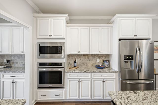 2250 Chaucer Park Ln, Thompsons Station, TN 37179