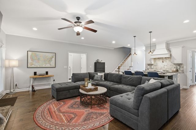 2250 Chaucer Park Ln, Thompsons Station, TN 37179