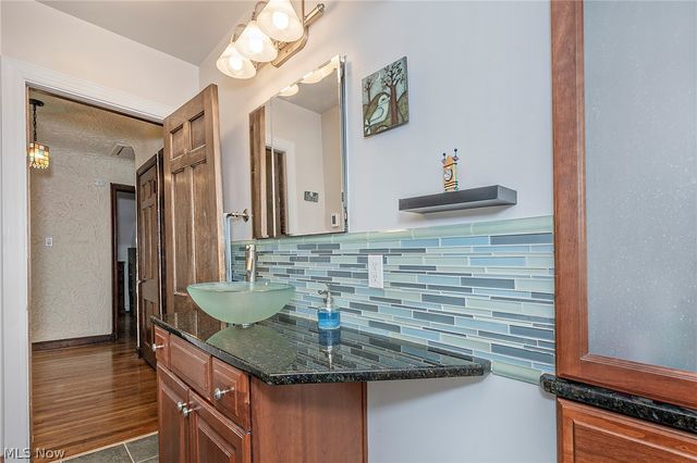 3259 Avalon Road, Shaker Heights, OH 44120