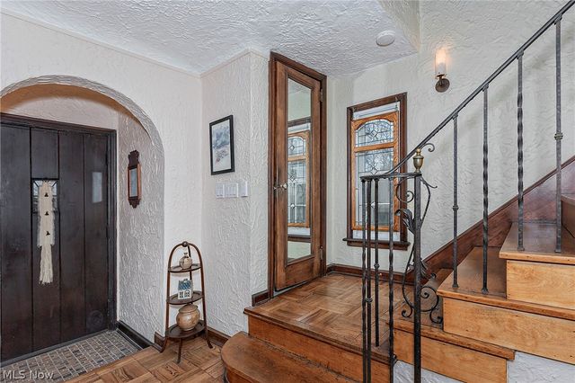 3259 Avalon Road, Shaker Heights, OH 44120