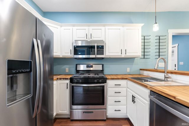 323 S 1st Street, Decatur, IN 46733