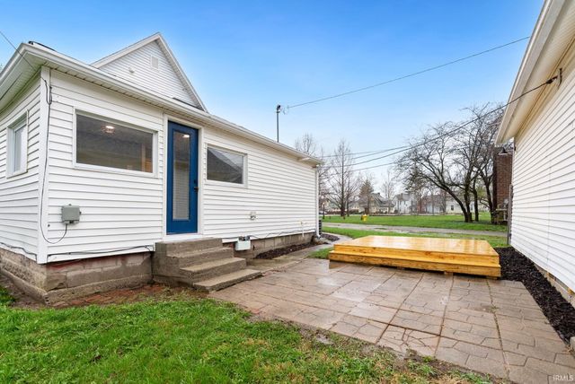 323 S 1st Street, Decatur, IN 46733