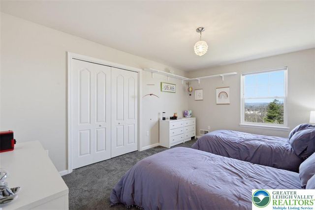 119 Godfreys Gate, Stroud Twp, PA 18360