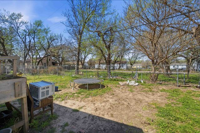 4350-4352 Wilma St, Wichita, KS 67218