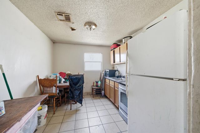 4350-4352 Wilma St, Wichita, KS 67218