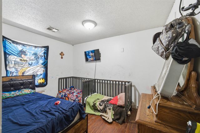 4350-4352 Wilma St, Wichita, KS 67218