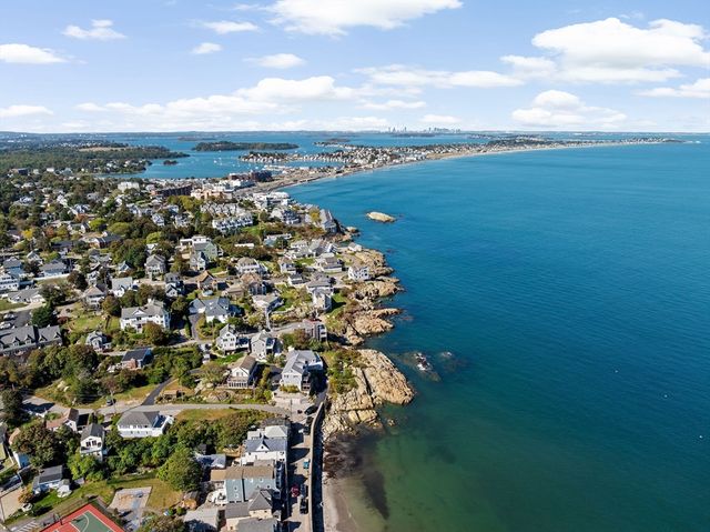 37 Richards Rd, Hull, MA 02045