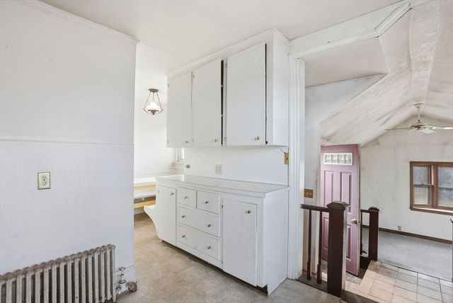 37 Richards Rd, Hull, MA 02045