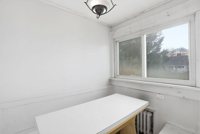 37 Richards Rd, Hull, MA 02045