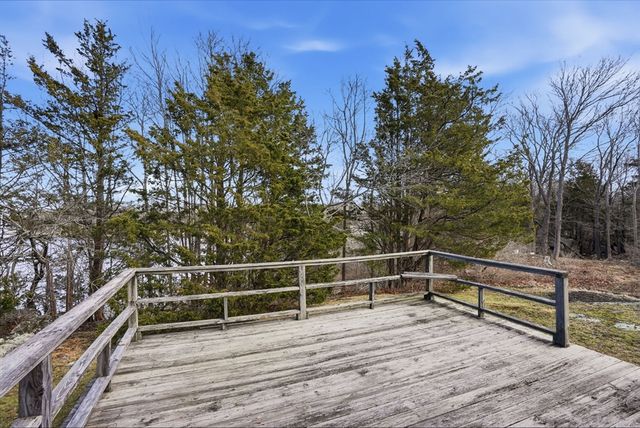 37 Richards Rd, Hull, MA 02045