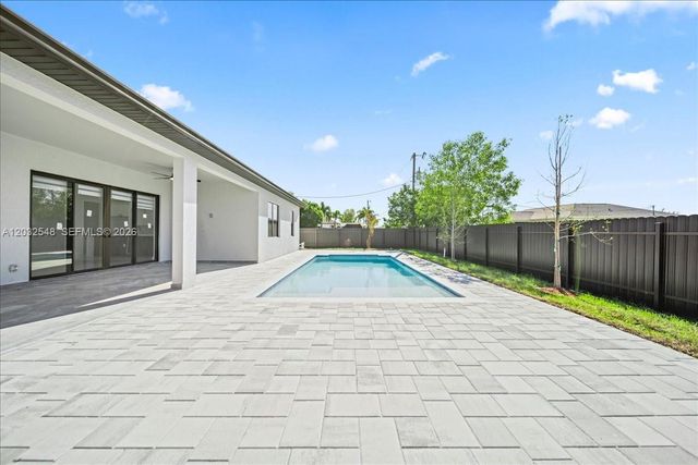 1506 NE 18th ST, Cape Coral, FL 33909