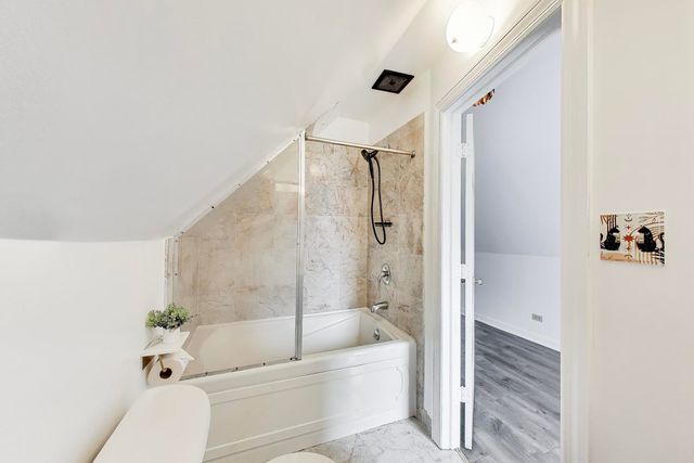 4342 N Kimball Avenue, Chicago, IL 60618