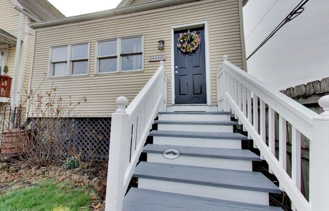 4342 N Kimball Avenue, Chicago, IL 60618