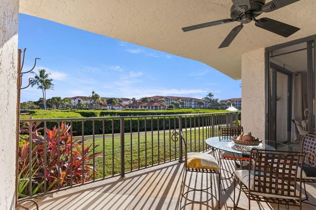 7020 Half Moon Circle 105, Hypoluxo, FL 33462