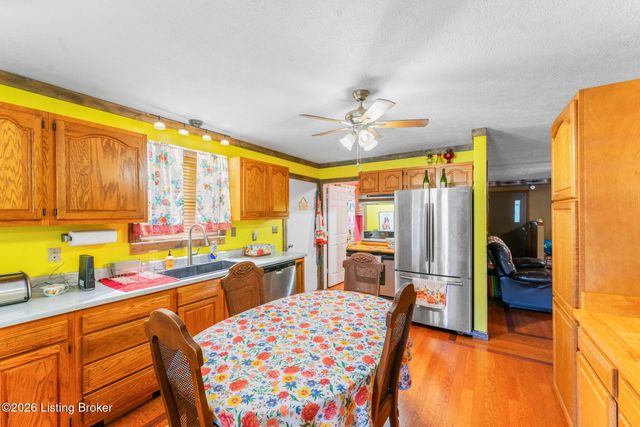 2414 Sunfish-Sunny Point Rd, Brownsville, KY 42210