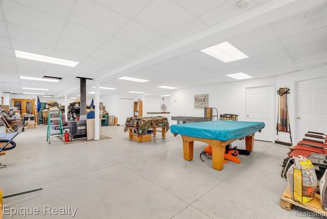 6495 Country Lane Drive, Davisburg, MI 48350