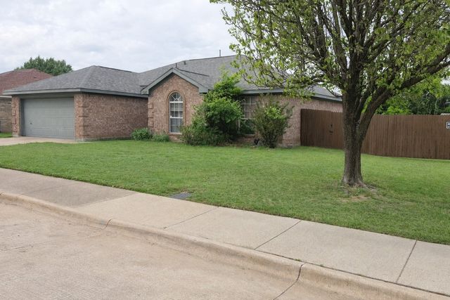 321 Village Parkway, Crowley, TX 76036