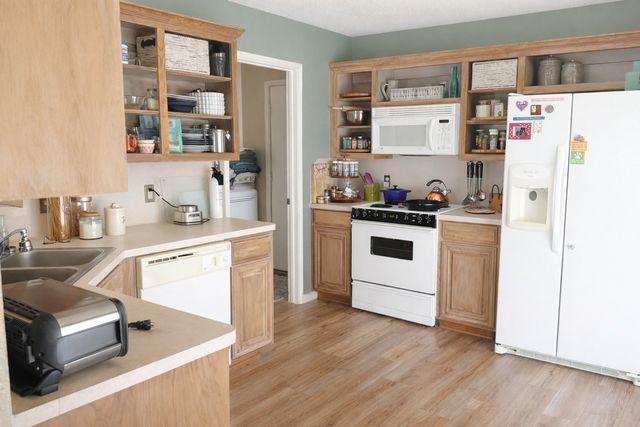 321 Village Parkway, Crowley, TX 76036