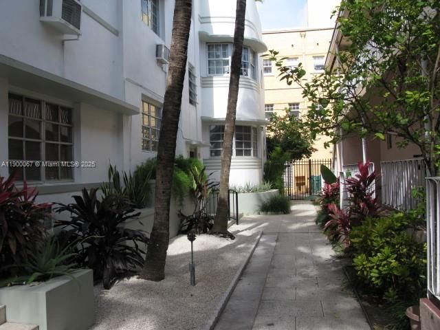 1250 Drexel Ave 11, Miami Beach, FL 33139