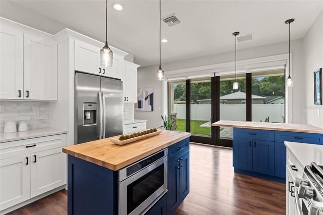 2820 N CENTRAL COURT, Tampa, FL 33602