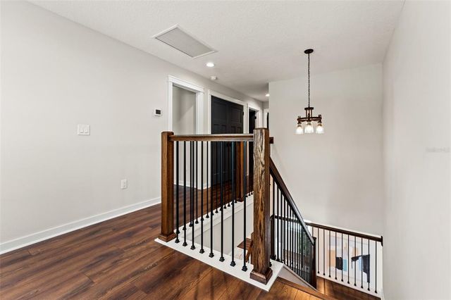 2820 N CENTRAL COURT, Tampa, FL 33602