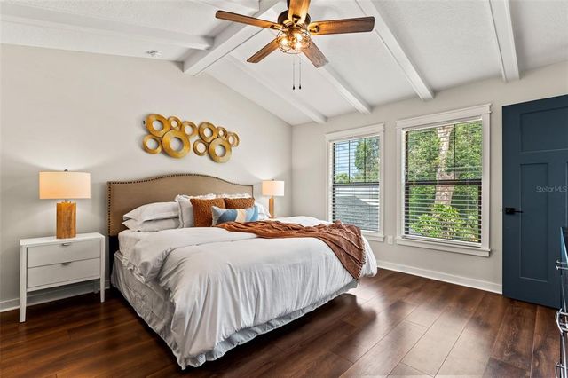 2820 N CENTRAL COURT, Tampa, FL 33602