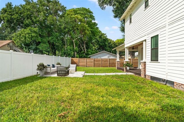2820 N CENTRAL COURT, Tampa, FL 33602