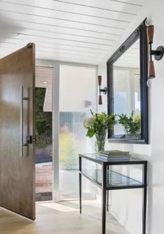 8656 Skyline, Los Angeles, CA 90046