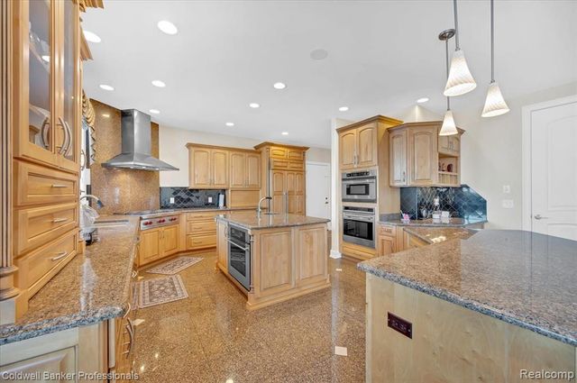 4359 Longview Drive, Lapeer, MI 48446
