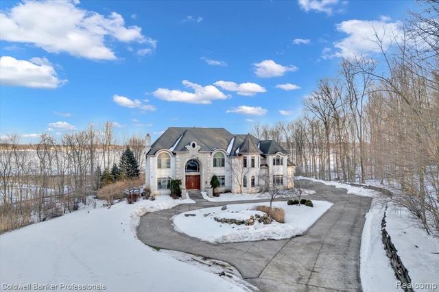 4359 Longview Drive, Lapeer, MI 48446
