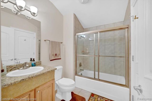 4359 Longview Drive, Lapeer, MI 48446