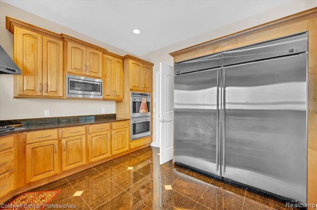4359 Longview Drive, Lapeer, MI 48446