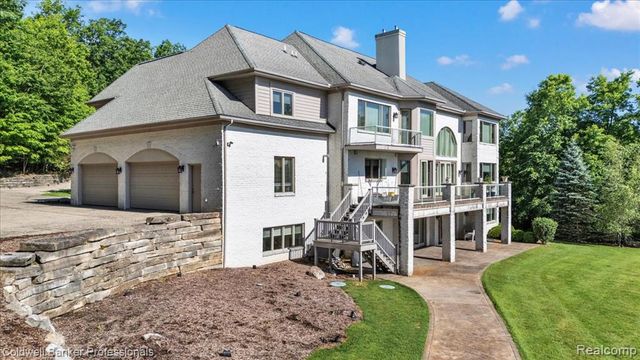 4359 Longview Drive, Lapeer, MI 48446