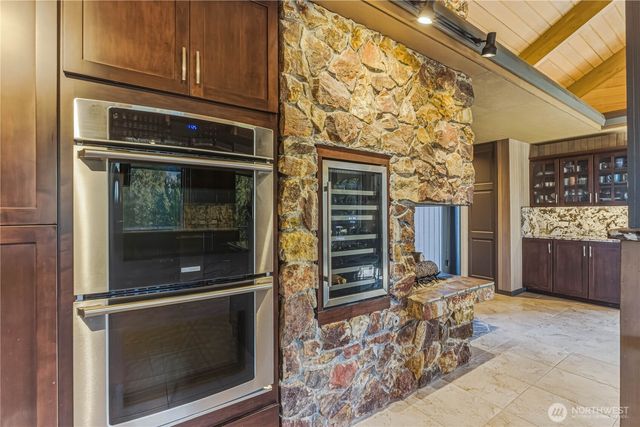 218 Sunnyslope Heights Road, Wenatchee, WA 98801