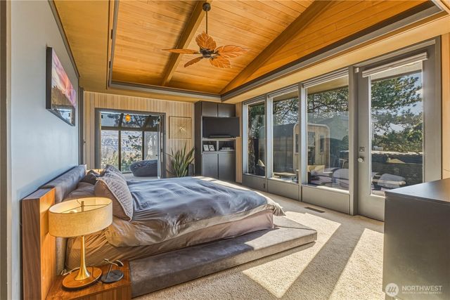 218 Sunnyslope Heights Road, Wenatchee, WA 98801