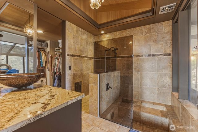 218 Sunnyslope Heights Road, Wenatchee, WA 98801