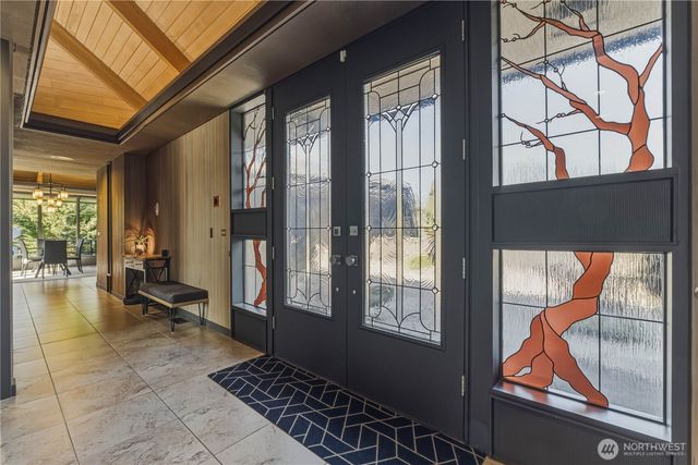 218 Sunnyslope Heights Road, Wenatchee, WA 98801