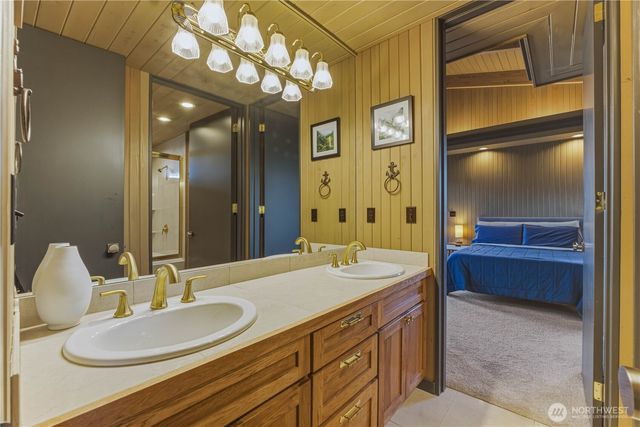 218 Sunnyslope Heights Road, Wenatchee, WA 98801