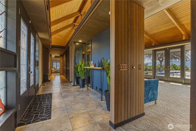 218 Sunnyslope Heights Road, Wenatchee, WA 98801