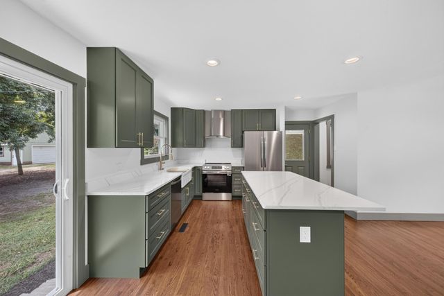 1425 Pine Log Road, Aiken, SC 29803